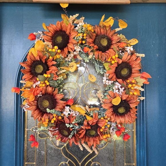 Second Summer Sunflower Wreath - Picture 1 of 6